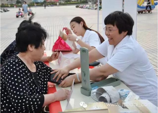 我院发起“免费查体送健康”活动(图3)